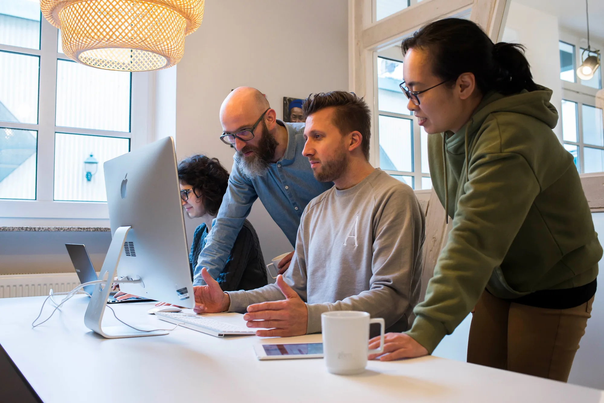 Team bei Produktentwicklung